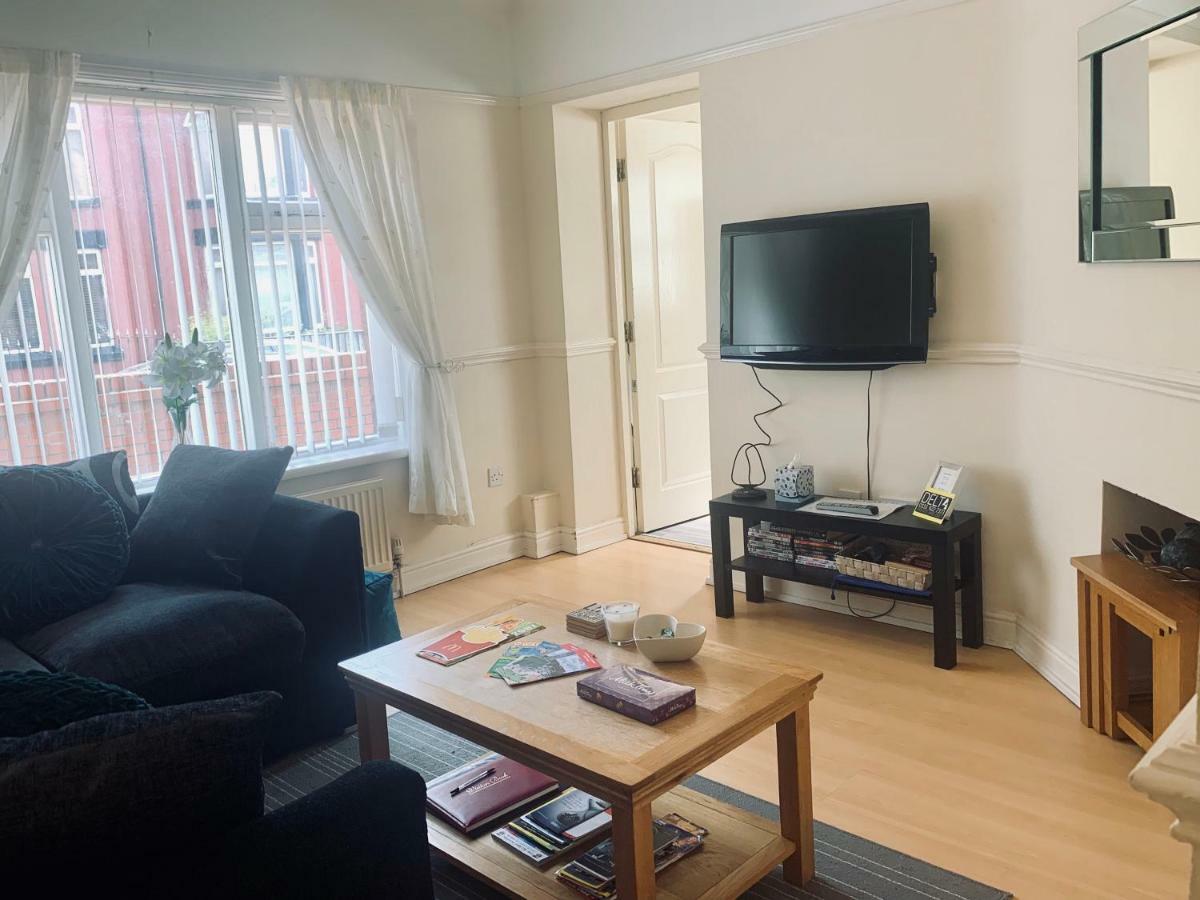 Be My Guest Liverpool - Ground Floor Apartment With Parking 外观 照片